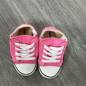 GIRLS' INFANT CONVERSE CHUCK TAYLOR ALL STAR CRIBSTER CRIB BOOTIES - Size 4